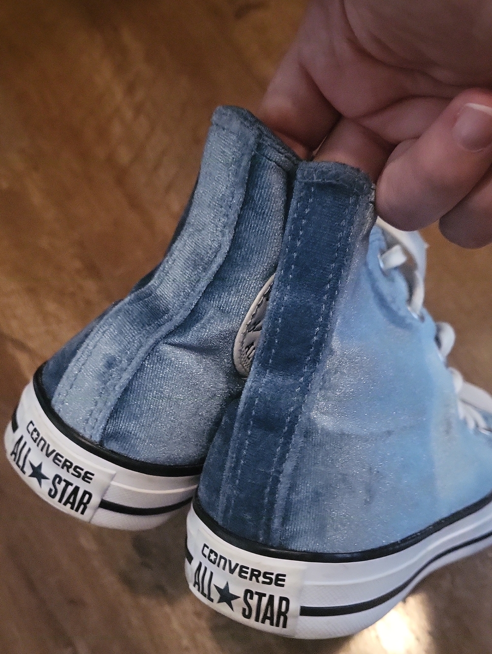 Converse High Top Sneakers in Blue Teal Crushed Velvet. Size 8. EUC. Fall Staple - Picture 2 of 6